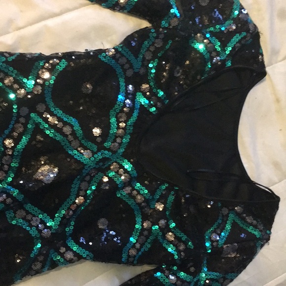 Dress - Picture 4 of 5